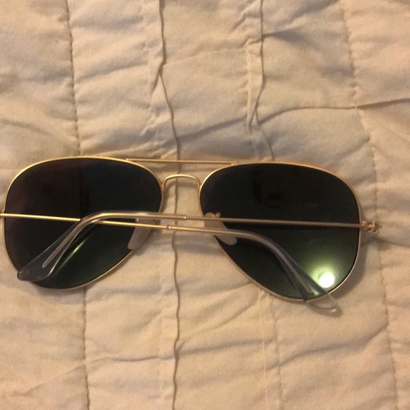 Ray-ban Large Aviators - Picture 2 of 3